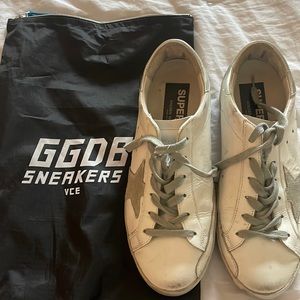 Golden Goose Superstar sneaker in white with Grey suede star size 38